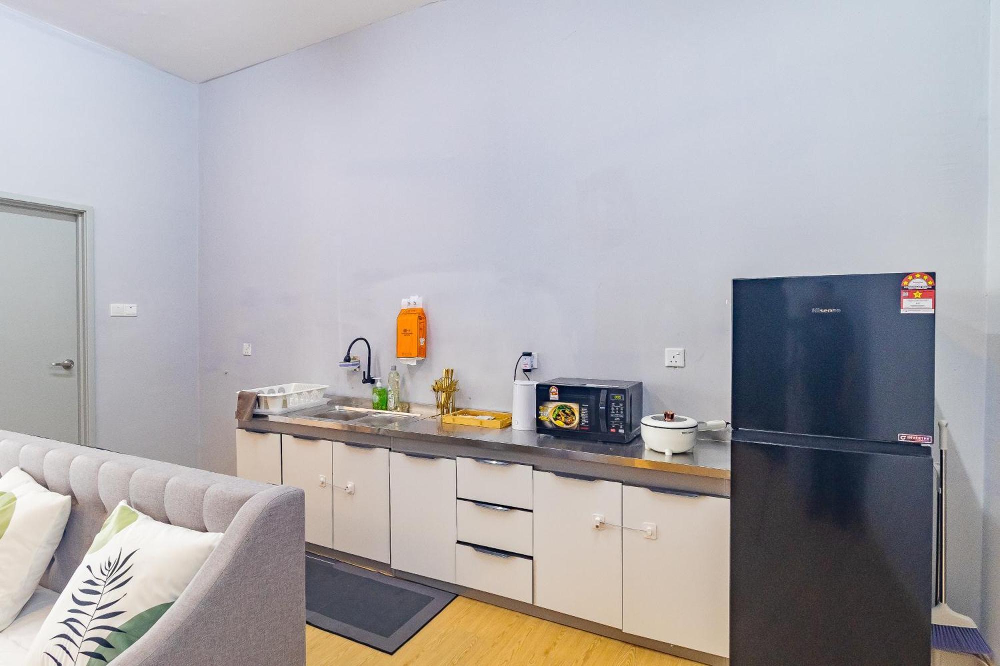 Apartment Valley With Netflix By I-home *