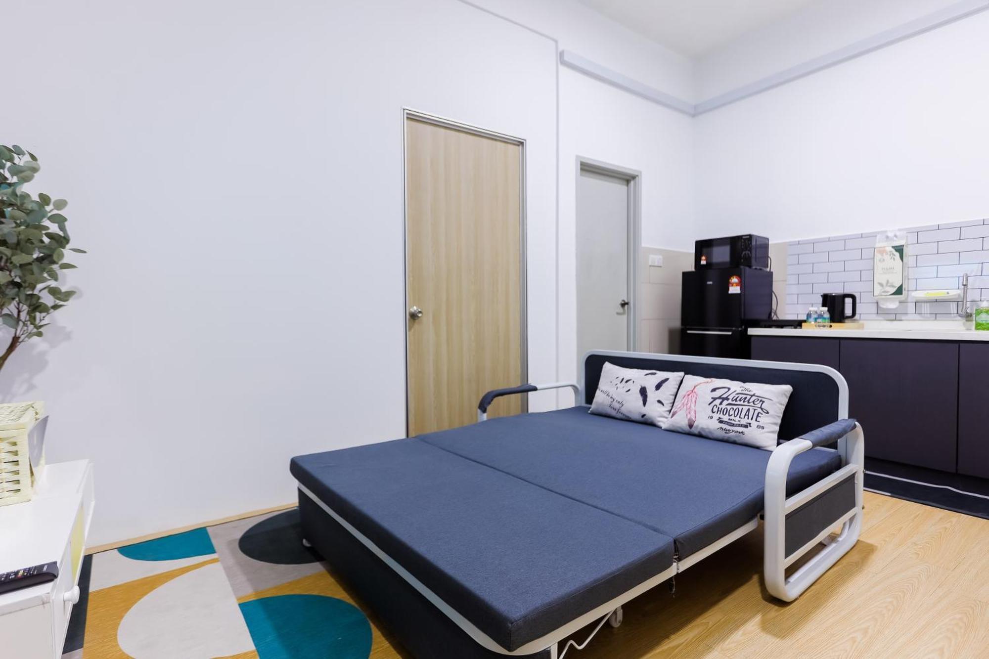 Apartment Valley With Netflix By I-home